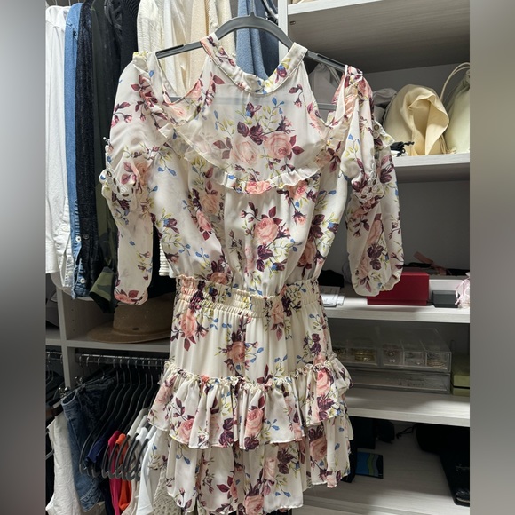 Misa Farren cold shoulder dress size S - Picture 3 of 4